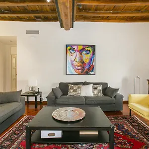 Apartment Pantheon Palazzo Nari